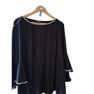 Avenue Women's Contrast Trim Bell Sleeve Lace Round Neck Top Black Size 14/16